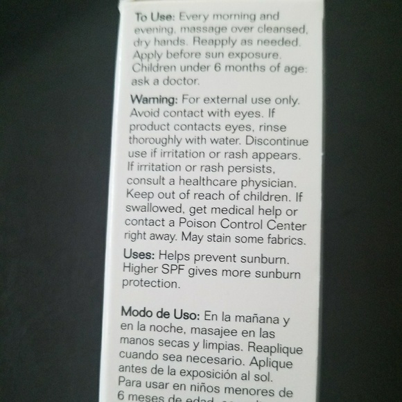 Brightening Hand Cream "By Avon - Picture 2 of 3